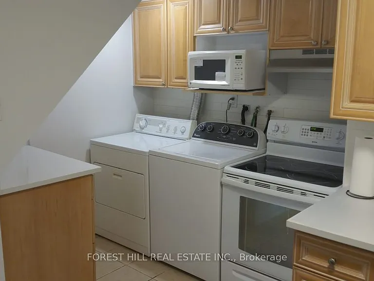 100 Grandview Ave #BASEMENT — Photo 13