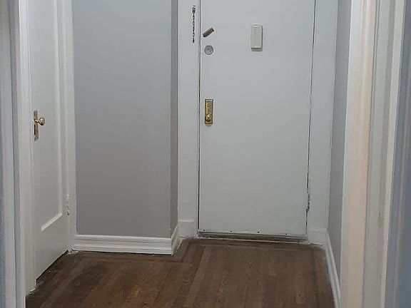 5th image of 3400 Tryon Ave APT D8