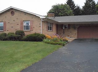 8369 Schott Rd, Westerville, OH 43081