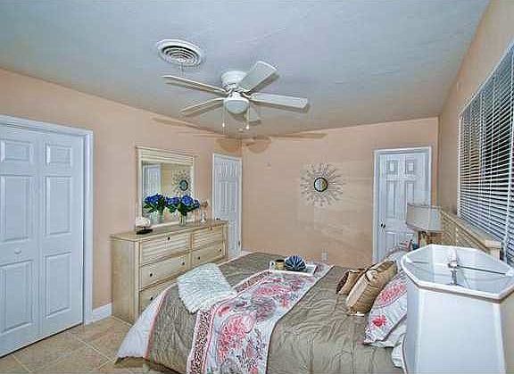 5th image of 888 E Acre Dr