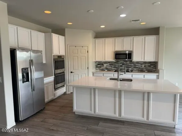 8965 E Wright School Loop, Tucson, AZ 85715