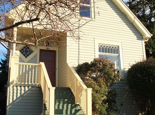 1971 Monroe St, North Bend, OR 97459