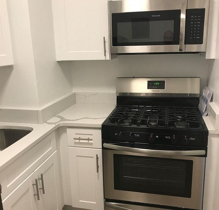 1st image of 305 E 86th St APT 21DW