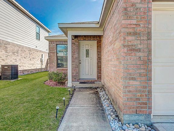 3rd image of 2638 Cyrus Hill Dr