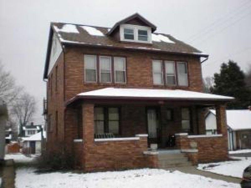 1st image of 175 Elm St