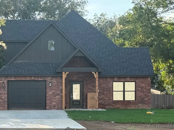 2006 W Driftwood Dr, Claremore, OK 74017