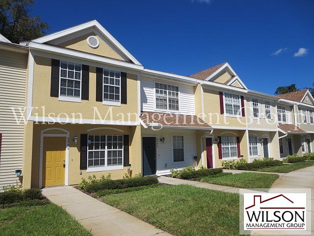 1st image of 6996 Woodlake Dr