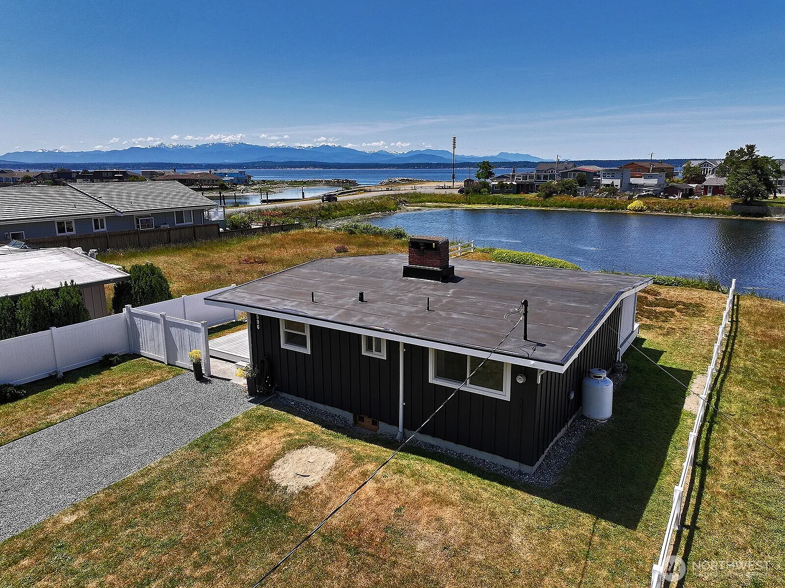3596 Shell Street photo 1