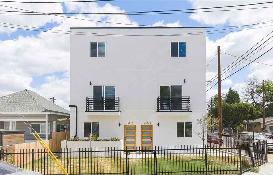 1st image of 2843 Folsom St