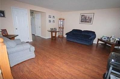 4th image of 1169 Bay Laurel Dr