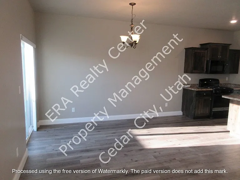 485 W 1425 N #E3 — Photo 5