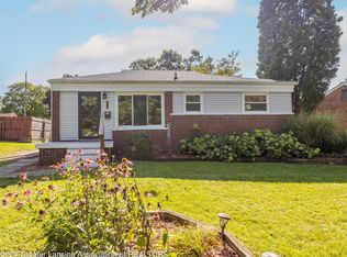 2118 Dillingham Ave, Lansing, MI 48906