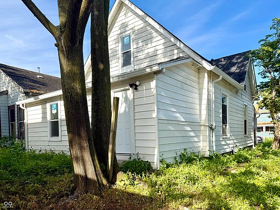 4th image of 1337 Barth Ave