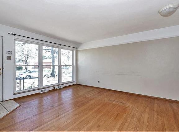 2nd image of 616 Santen Dr