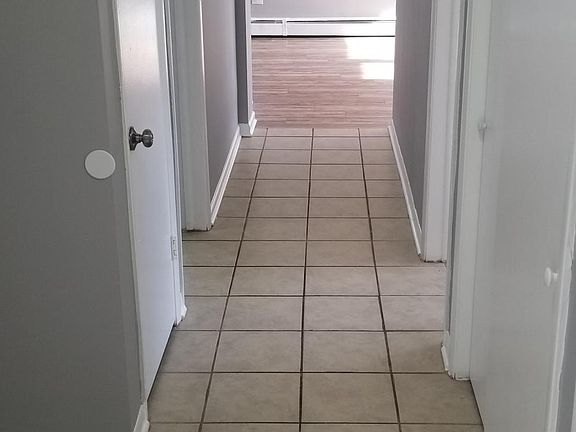 4th image of 9100 Skokie Blvd