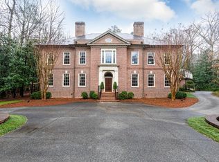 11 Riverly Pl NW, Atlanta, GA 30327