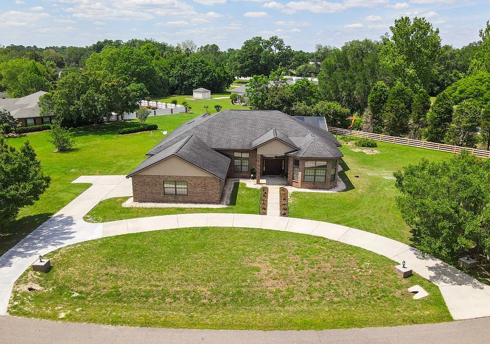 1st image of 382 SW Sweetbreeze Dr