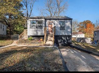 24 Lamar Dr, Saint Louis, MO