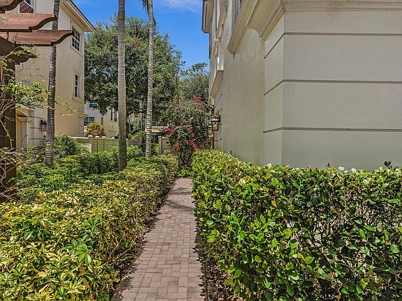 2nd image of 5575 NE Trieste Way