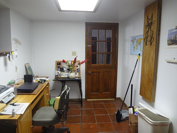 4th image of 808 Marina Dr