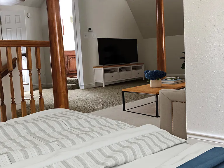 4122 Drake St #B — Photo 4