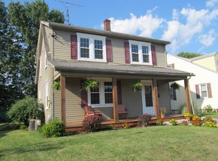 359 E Garfield St, Chambersburg, PA 17201