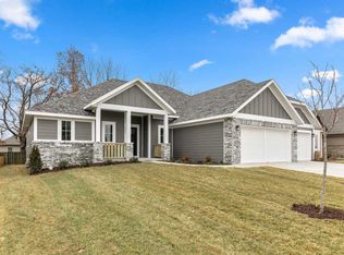 926 E Thorndale Dr, Nixa, MO 65714