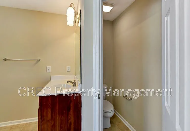 9161 Parlor Dr — Photo 11