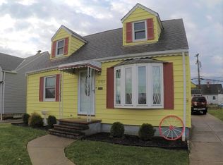 15402 Edgewood Ave, Maple Heights, OH 44137