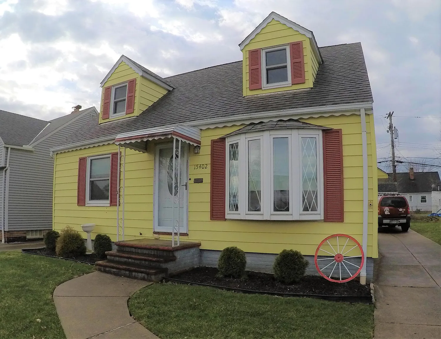 15402 Edgewood Ave photo 1
