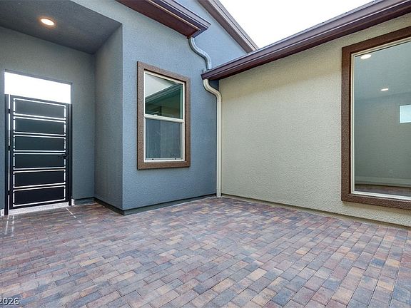 5th image of 10324 Peako Hills Ave