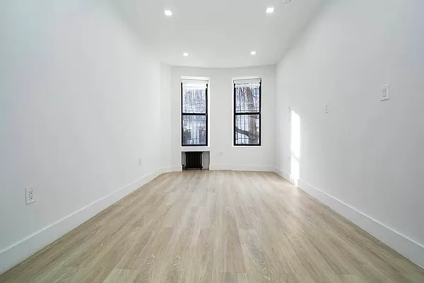 Rented by Ink Realty Services LLC | media 27