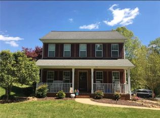 120 Landfall Dr, Eden, NC 27288