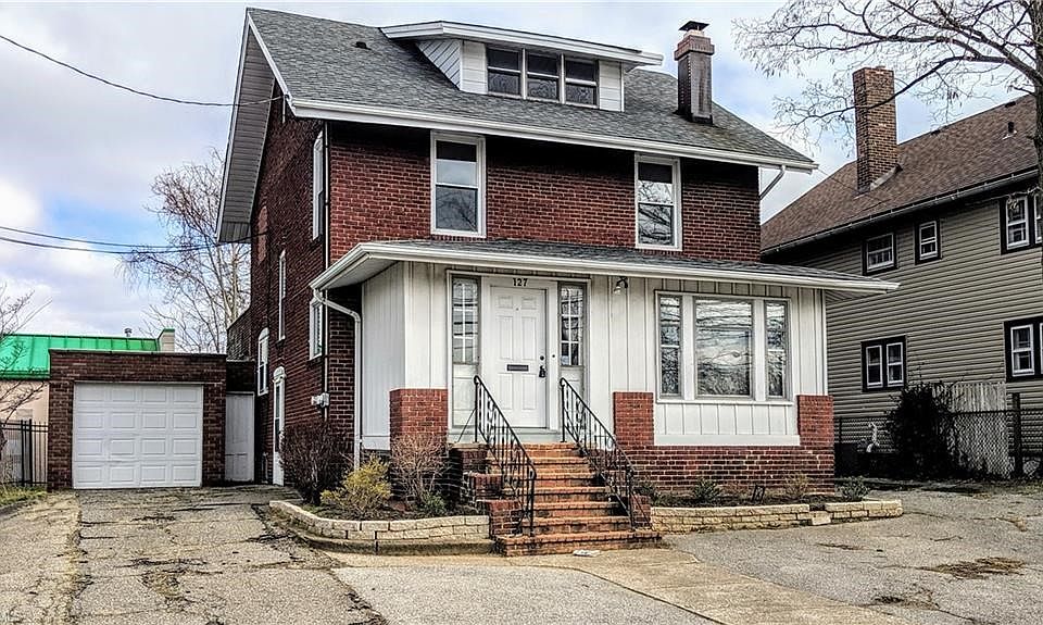1st image of 127 S Street Clair St