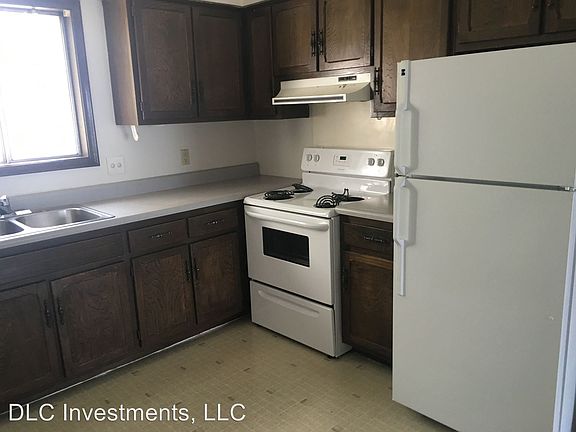 4th image of 4749 S 83rd St APT 53