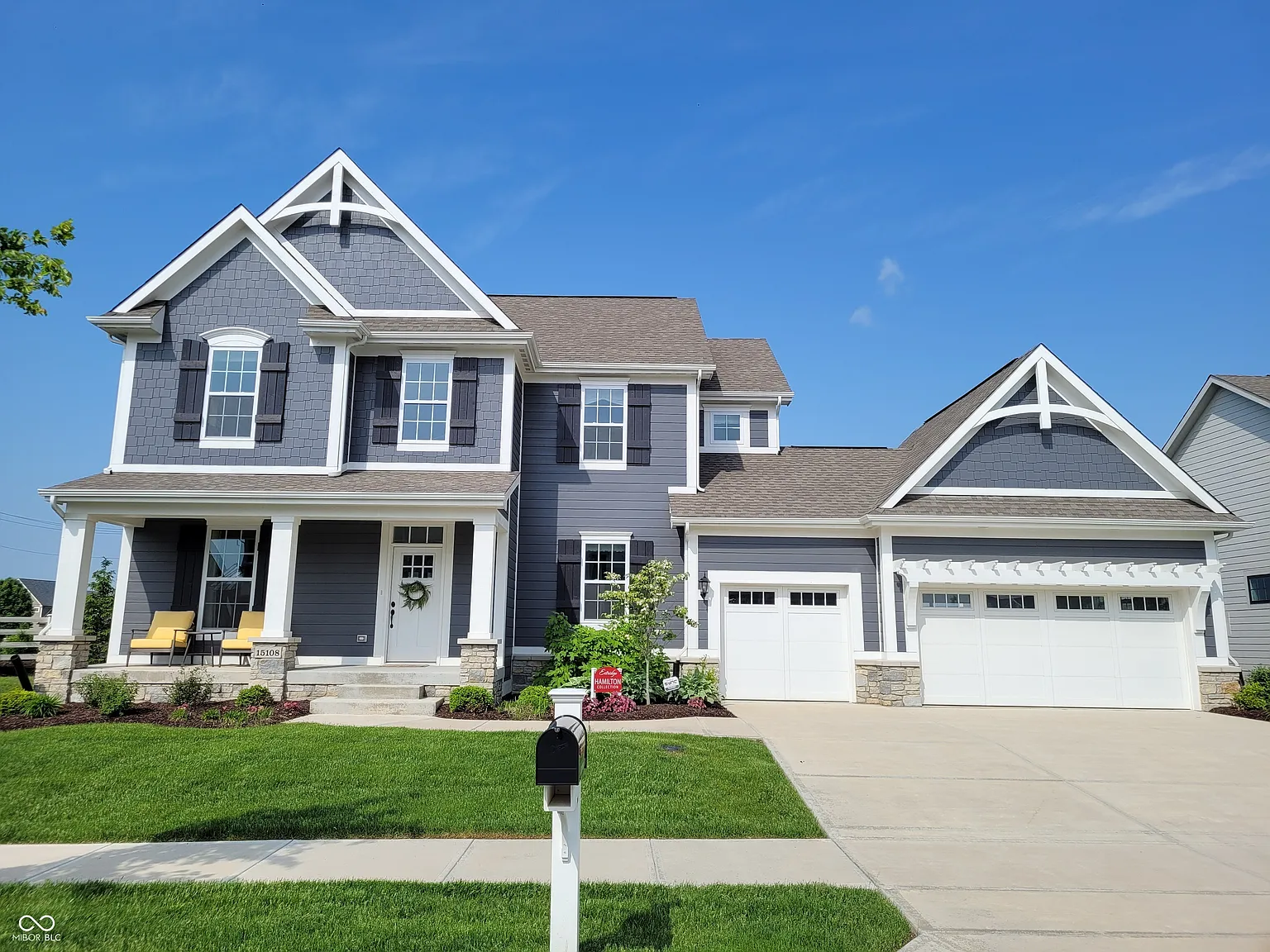 5 bed, 3.5 bath, 3985 sqft, $4,795 — Photo 2