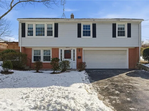 45 Lemay Rd, Woonsocket, RI 02895