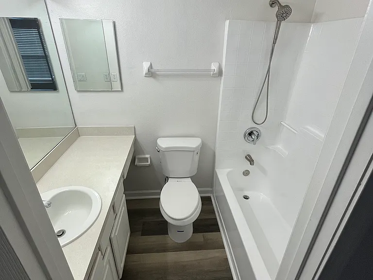 3552 Lone Tree Ln — Photo 14