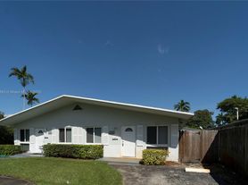 1402 SW 9th Ave, Fort Lauderdale, FL