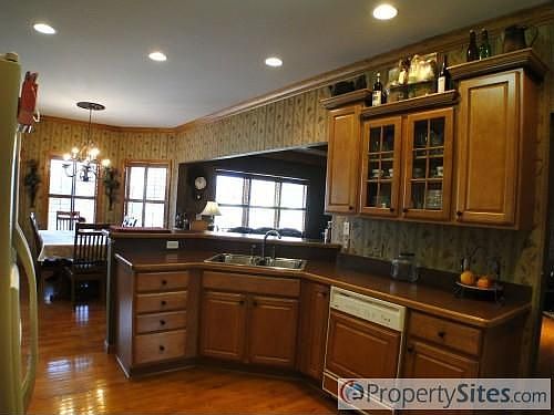 4th image of 5079 Highpoint Dr