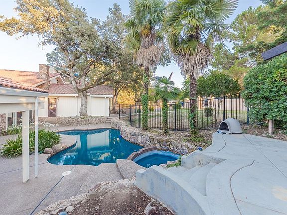 5th image of 8927 Renoir Ct