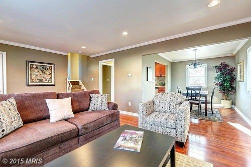 5th image of 8503 Church Ln