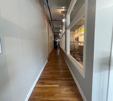 5th image of 208 Huron Ave #17457155