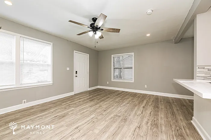 2 bed, 1.0 bath, 903 sqft, $1,175 — Photo 3