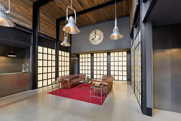 Rented by Aura Management | media 7