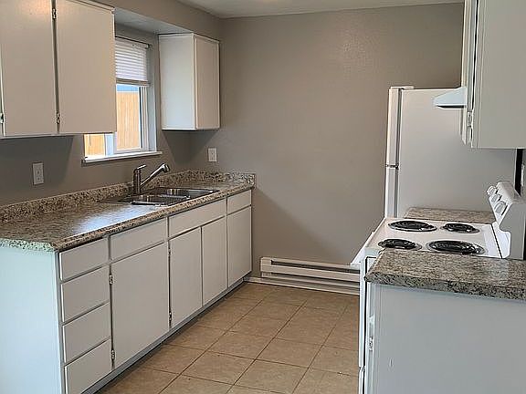 2nd image of 2106 S Hosmer St