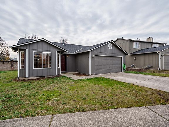 2nd image of 13707 NE 84th St