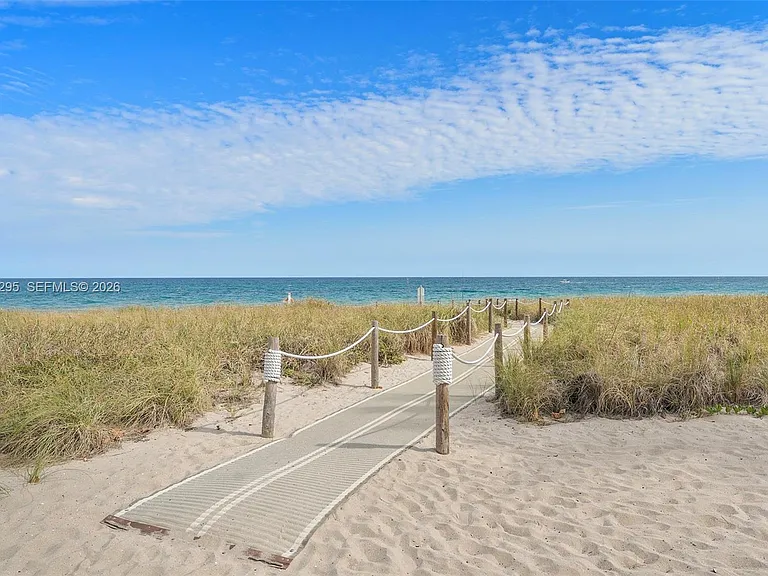 5100 N Ocean Blvd #916 — Photo 46