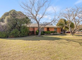 3901 Bilglade Rd, Fort Worth, TX 76109