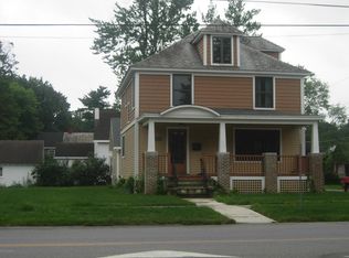 172 Lake Ave, Saratoga Springs, NY 12866